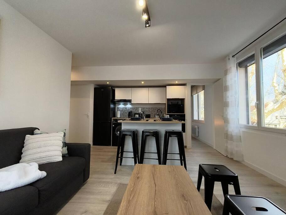 Stalingrad Arles Centre Apartment Bagian luar foto